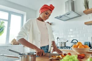 Meet Layla Monroe, the heart behind OvenWarmRecipes—a home chef sharing easy, flavorful keto, vegan, and air fryer recipes for beginners, clean eaters, and everyday food lovers. Discover real stories, bold flavors, and simple meals made with joy.